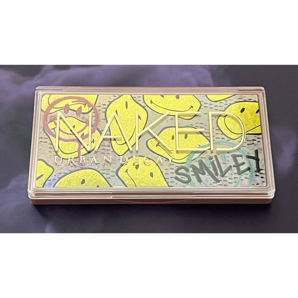 Urban Decay x Smiley Naked Mini Eyeshadow Palette